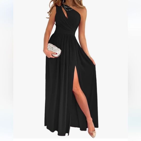 ☀️Lyaner Black One Shoulder Side Slit Maxi Dress☀️ - Picture 1 of 2